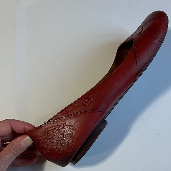 Born Women's Red Leather Loafers - Picture 4 of 12